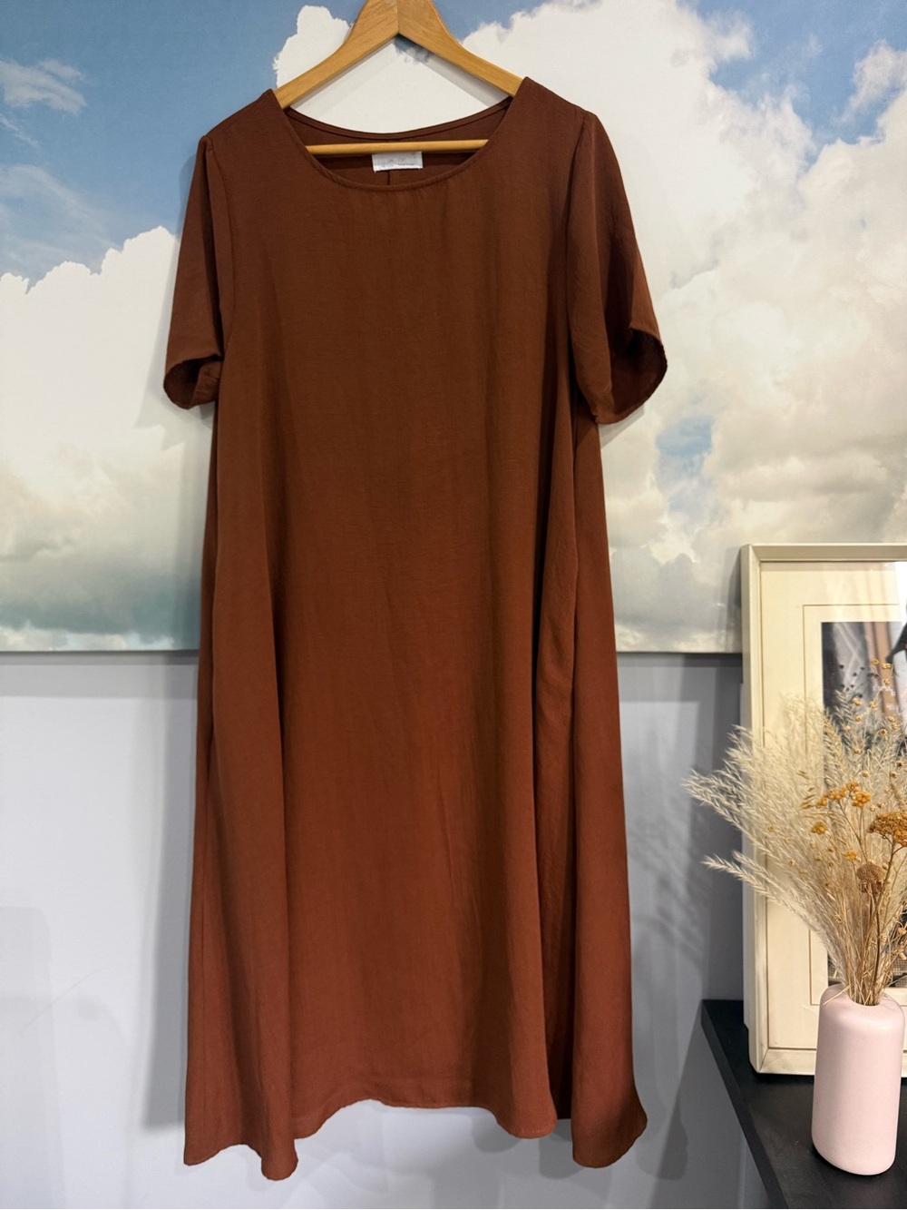 OAK + FORT Minimalist Earthy Flowy Midi Dress Rust Terracotta Brown Size Medium - Picture 2 of 10